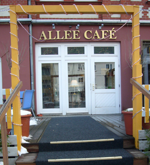 allee-cafe_300pix.jpg