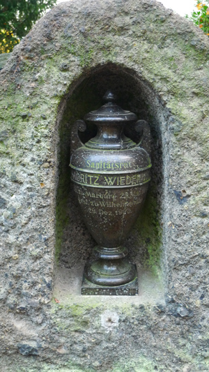 friedhof-am-park-kassel_81108_lx3-006_300.jpg