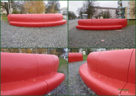 HELLEBÖHN_ROTES SOFA_22.111