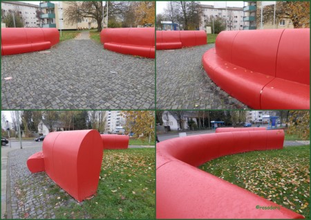 HELLEBÖHN_ROTES SOFA_22.112